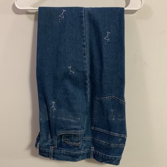 The Quacker Factory Size 14 High rise jeans with Martini glasses in rhinestones - Picture 3 of 8